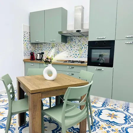 Ruggiero House Апартаменти Помпеї