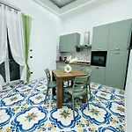 Ruggiero House Apartment *