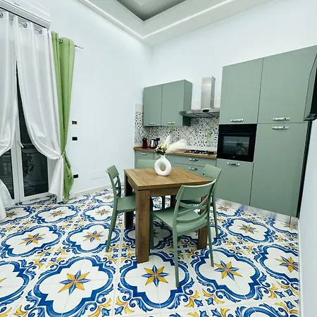 Ruggiero House Apartament *