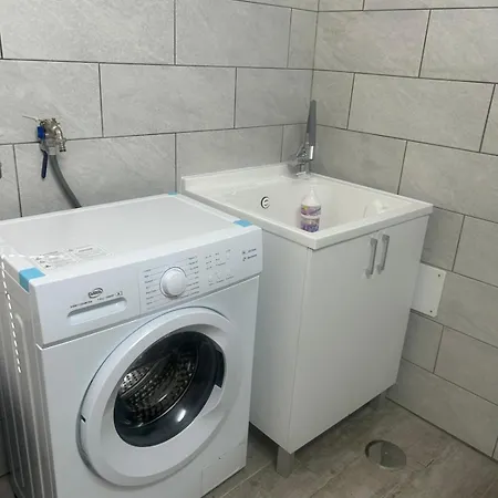 Apartman Ruggiero House *