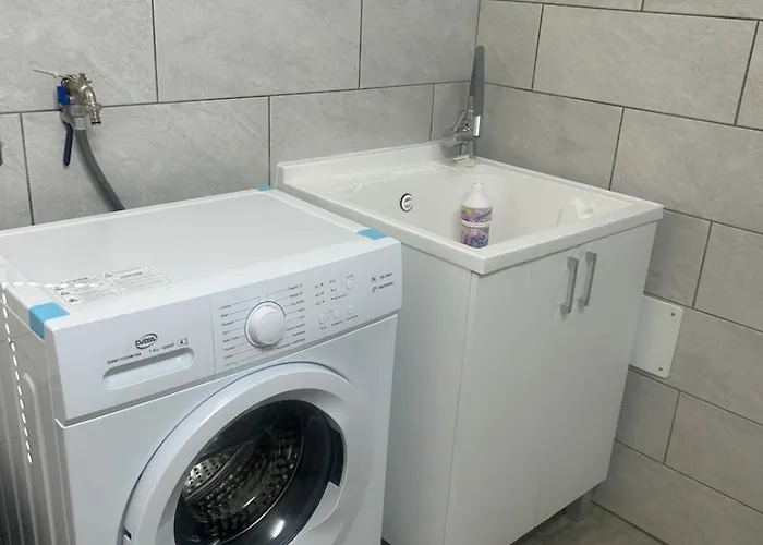 Daire Ruggiero House *